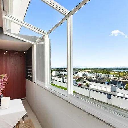 Ons - With Walking Distance To Ons, With Views And Two Terraces Lägenhet Stavanger